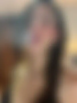 Lia_Valmont 실시간 채팅방