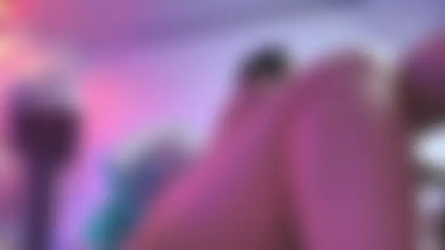 Black_roseee élő chatszobája