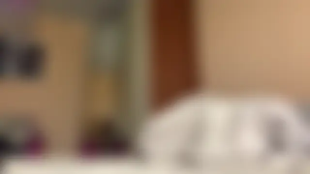 ElliRusk élő chatszobája