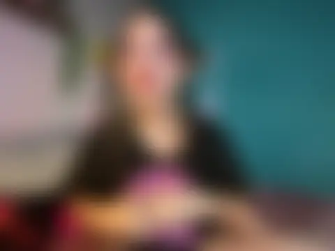 غرفة دردشة Miyupeach_ المباشرة