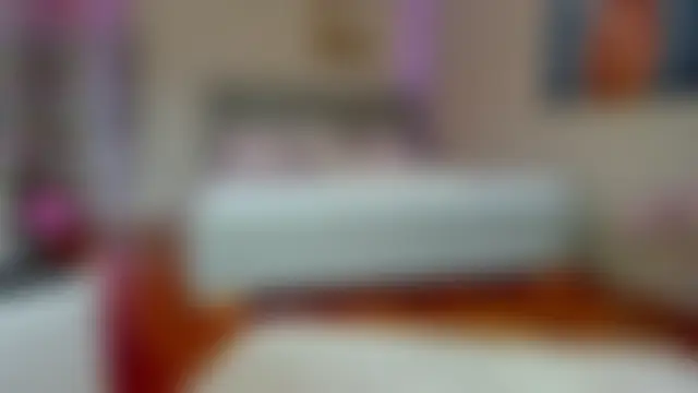 Selena_Reeves 即時聊天室