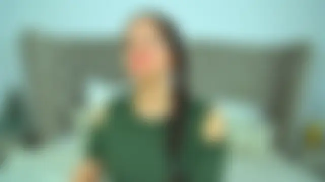 ElinaBellucci – live chatrum