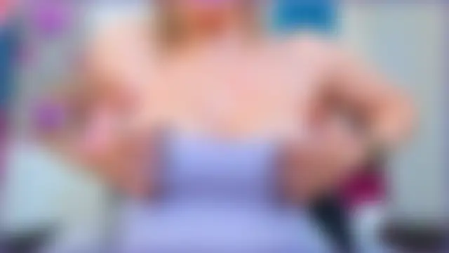 ninnadee's Live Chat Room