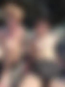 TwinksNextDoor Pertunjukan Webcam