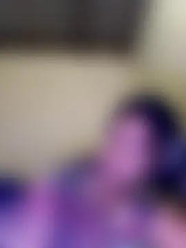 Chat soba uživo modela MiZzCreator