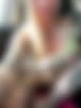 Chat soba uživo modela CoraDiamond