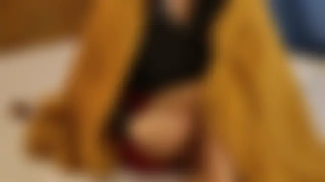 Chat soba uživo modela MoonLipsON-