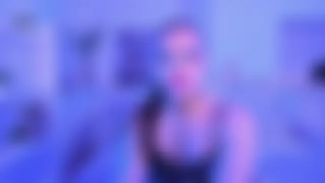 Madison_dolly: διαδικτυακό σόου στην κάμερα