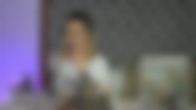 TiffanyMaze's Live Webcam Chat