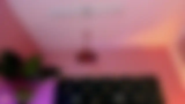 Velvet_Dreamss – Naživo chatovacia miestnosť