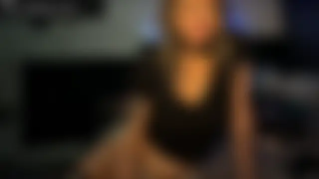 Živá chatovací místnost AshenRoe