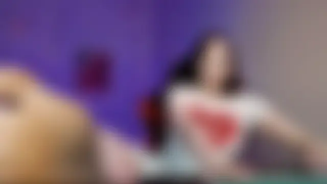 hazel_sullivan: δωμάτιο απευθείας συνομιλίας