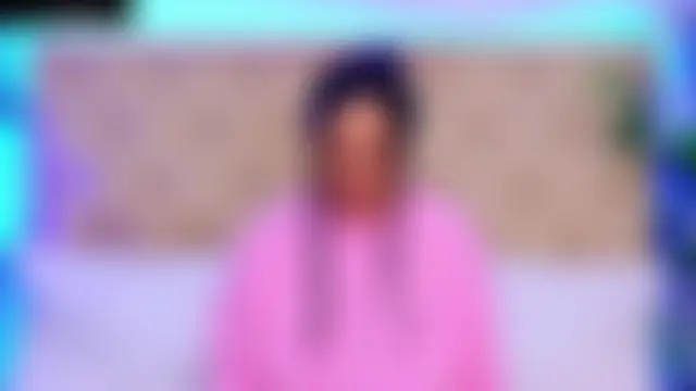 Daliya_ Adlı Modelin Canlı Sohbet Odası