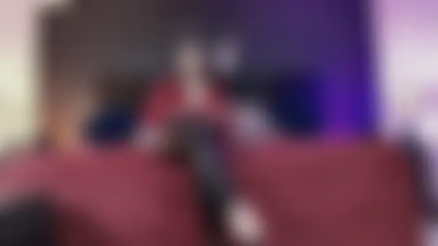 _Jade_16 Adlı Modelin Canlı Sohbet Odası