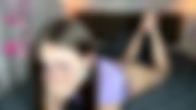 LoraDaviのライブチャットルーム