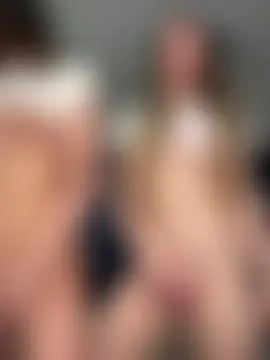 _Monic_ – Naživo chatovacia miestnosť