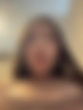 LittleDoll___ – Naživo chatovacia miestnosť