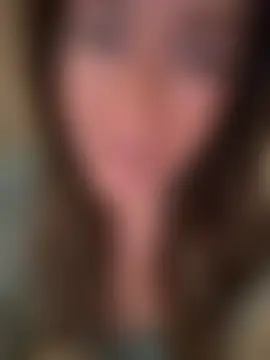 ChristinaSiemone – Naživo chatovacia miestnosť