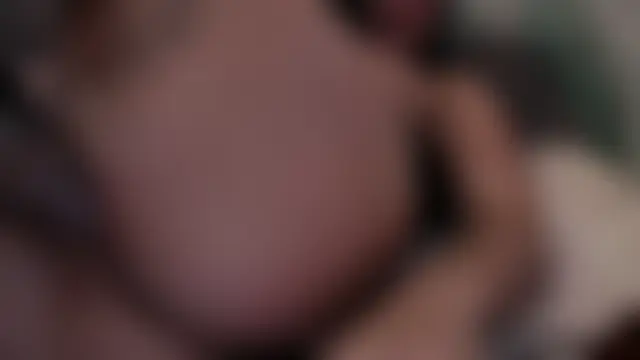 miayemina – Naživo chatovacia miestnosť