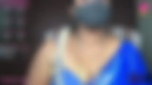 vani-09 Adlı Modelin Canlı Sohbet Odası