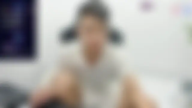 Naughty___asian Pertunjukan Webcam