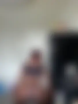 ห้องแชทสดของ oliviaprettypussy