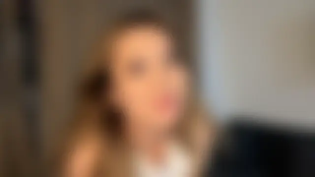 غرفة دردشة Ur_neighbor_Kira المباشرة