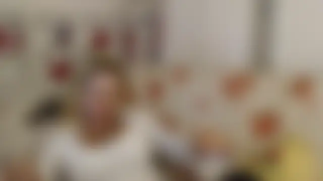 غرفة دردشة _karolynesyera_ المباشرة