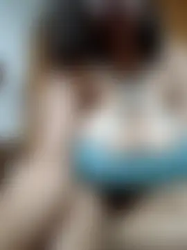 Goddess_Of_Luust's Live Chat Room