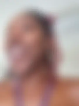 oliviaprettypussy – Naživo chatovacia miestnosť