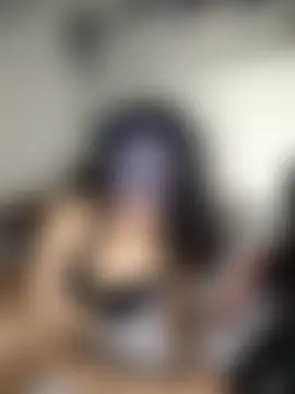 Hania_Zaidi: онлайн-чат