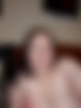 Chat soba uživo modela Sexycurvyemilyy