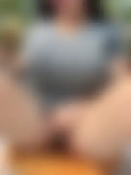 Maly_Nya Adlı Modelin Canlı Sohbet Odası