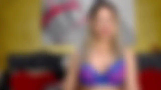 AdelaXXX live-chat rom