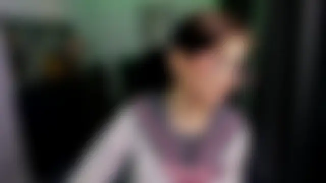 Sala de chat ao vivo de MeLLSawertyq