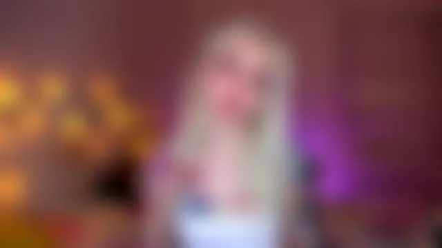 Živá chatovací místnost LillyMoure_