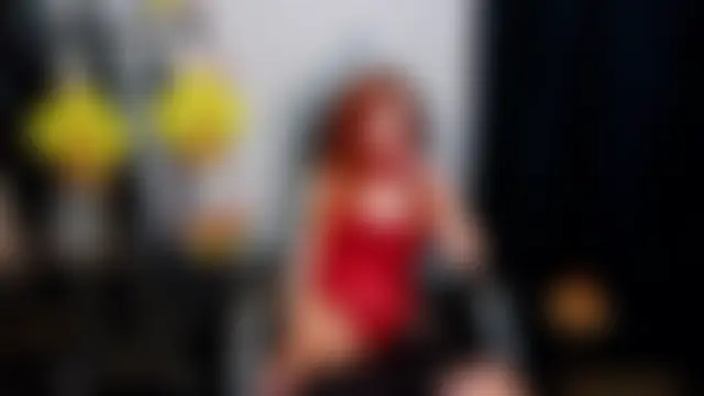 ห้องแชทสดของ MinnieDrew