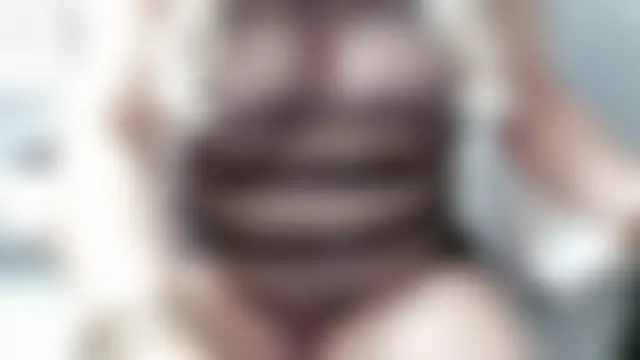 Pokazy przed kamerką – CarolinaSmith_XX