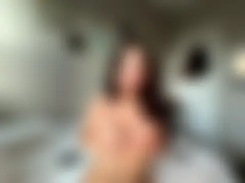 renesmaelily222 现场聊天室