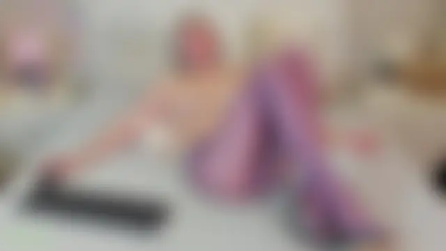 EvelinaX Adlı Modelin Canlı Sohbet Odası