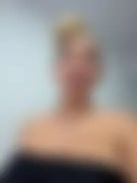 Chat soba uživo modela alaia_princess