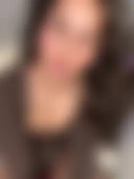 julieta_jhonss élő chatszobája