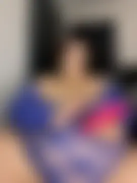 غرفة دردشة Fifty_Shades_Of_Redd المباشرة