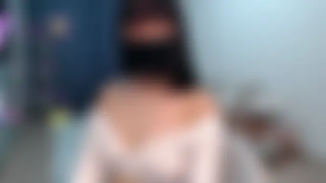 Chat soba uživo modela ThaiBoo