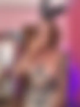 غرفة دردشة mommyselenafit_ المباشرة