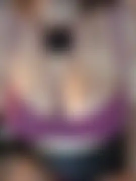 Živá chatovací místnost Paulette-squirt