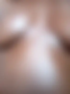 Chat soba uživo modela Rilaveta064