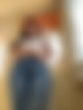 Almmaxxxx: δωμάτιο απευθείας συνομιλίας