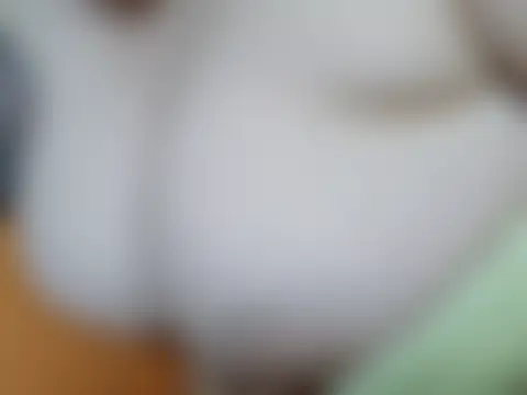 Pokój czatu na żywo – AngelwithEcup