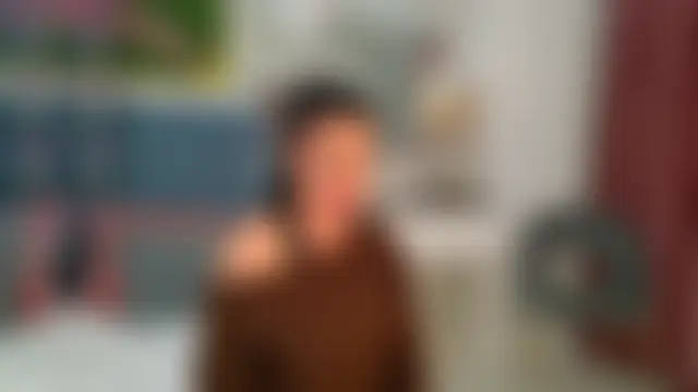 AnneRey Adlı Modelin Canlı Sohbet Odası